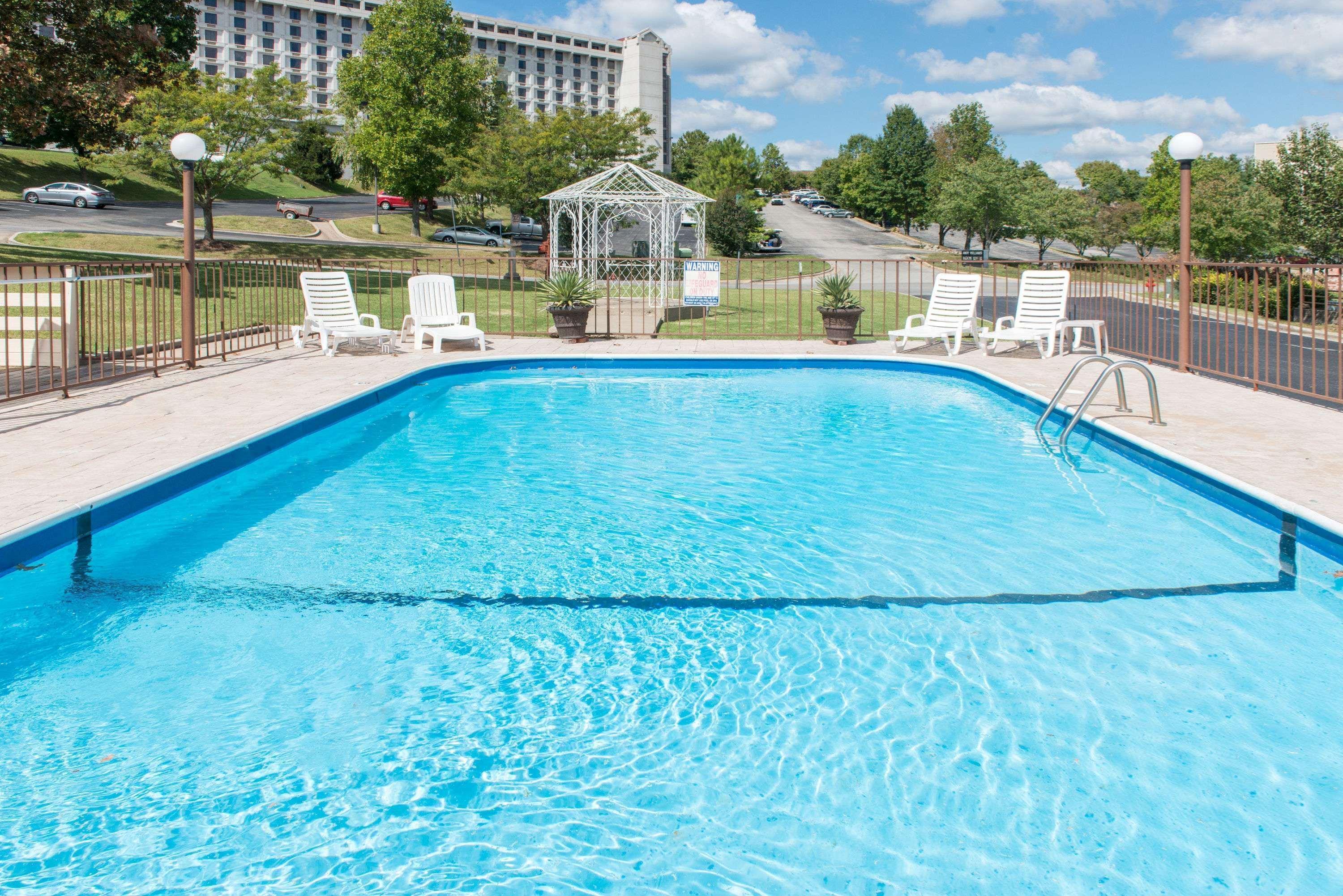 Super 8 By Wyndham Branson By Andy Williams Theatre Hotel Exterior photo